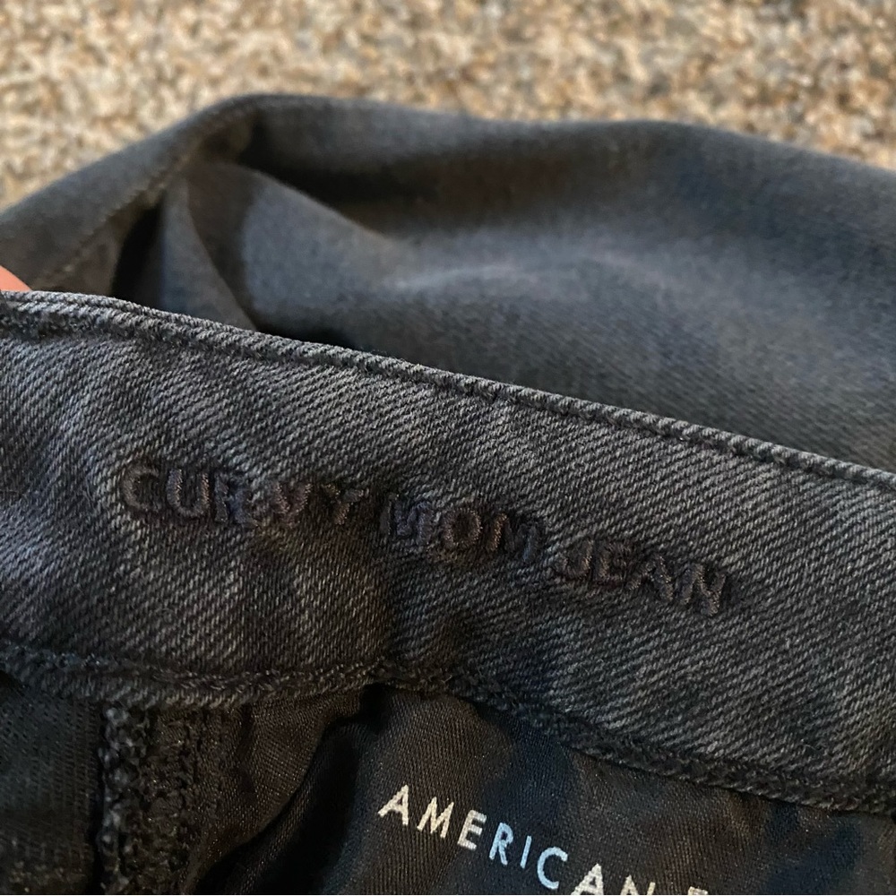 NWT AE Black mom jeans - Picture 6 of 8